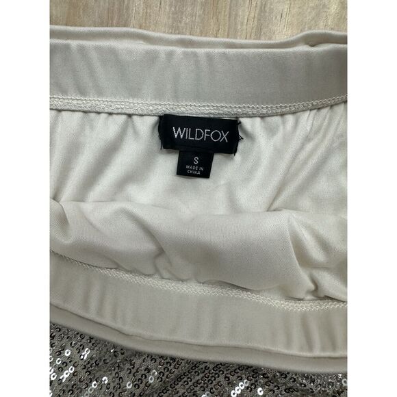 WILDFOX sequin ruched side slit midi skirt Gold Sz S Lined Pull on Elastic Waist - Picture 3 of 6